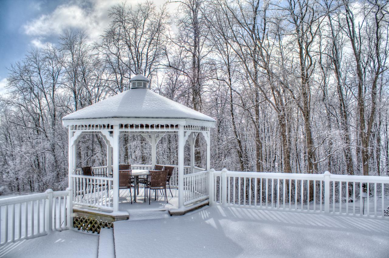 Los Gatos Bed & Breakfast Penn Yan Exterior photo