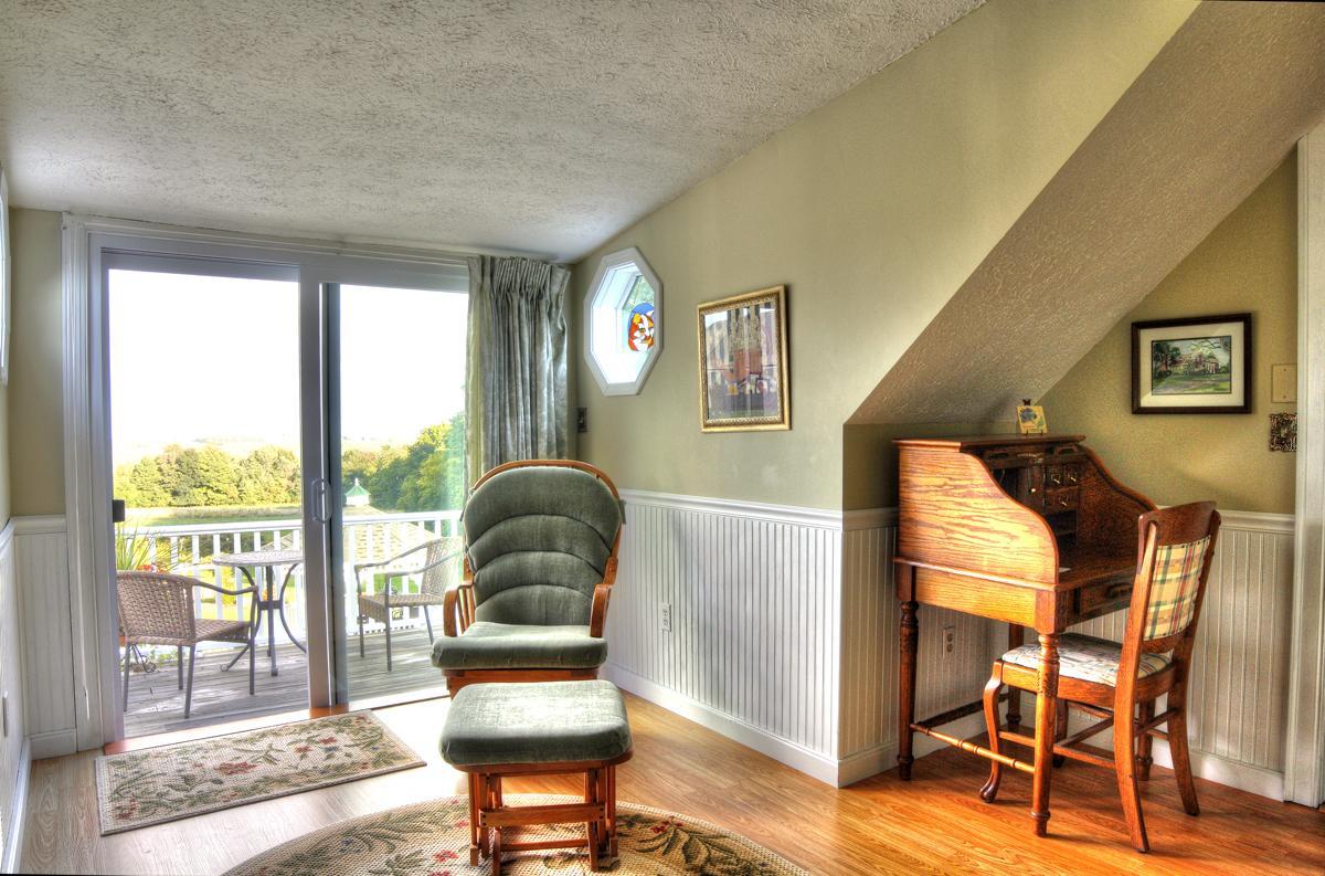 Los Gatos Bed & Breakfast Penn Yan Exterior photo